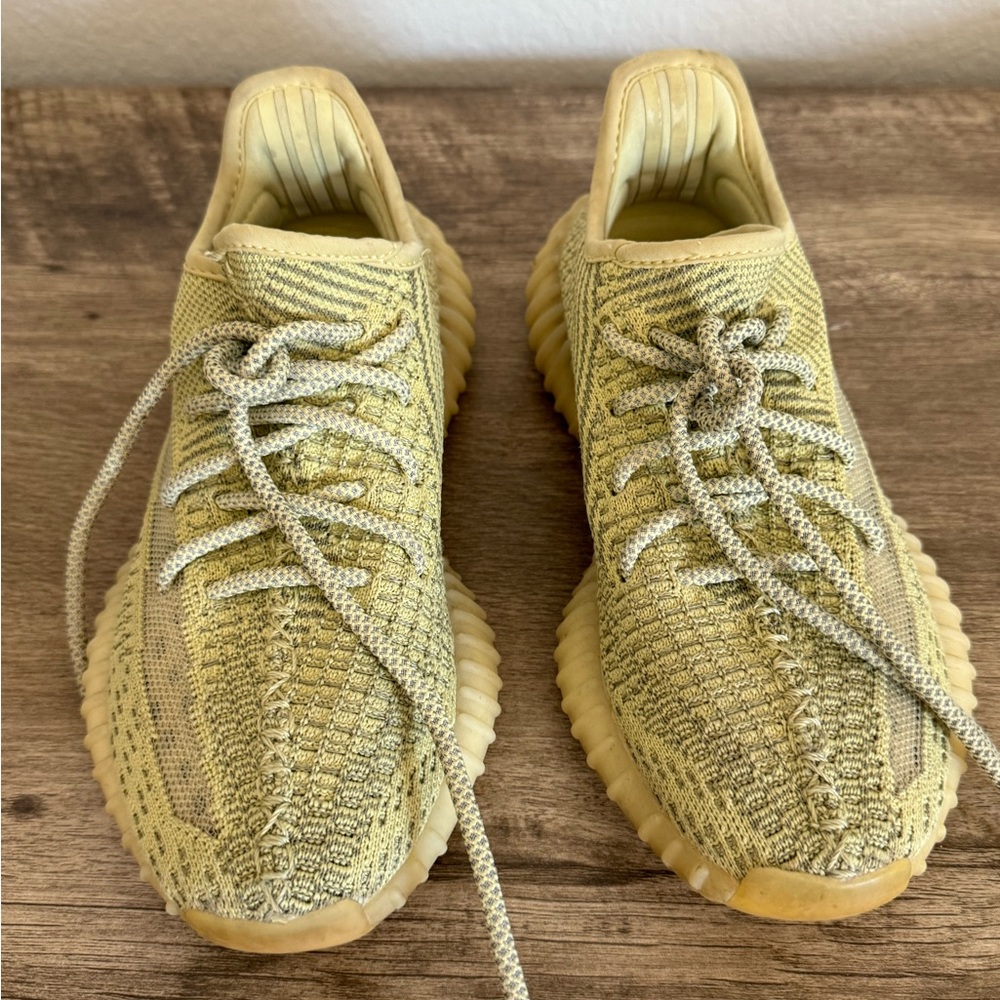 adidas Kids Sneakers in Yellow and Tan
